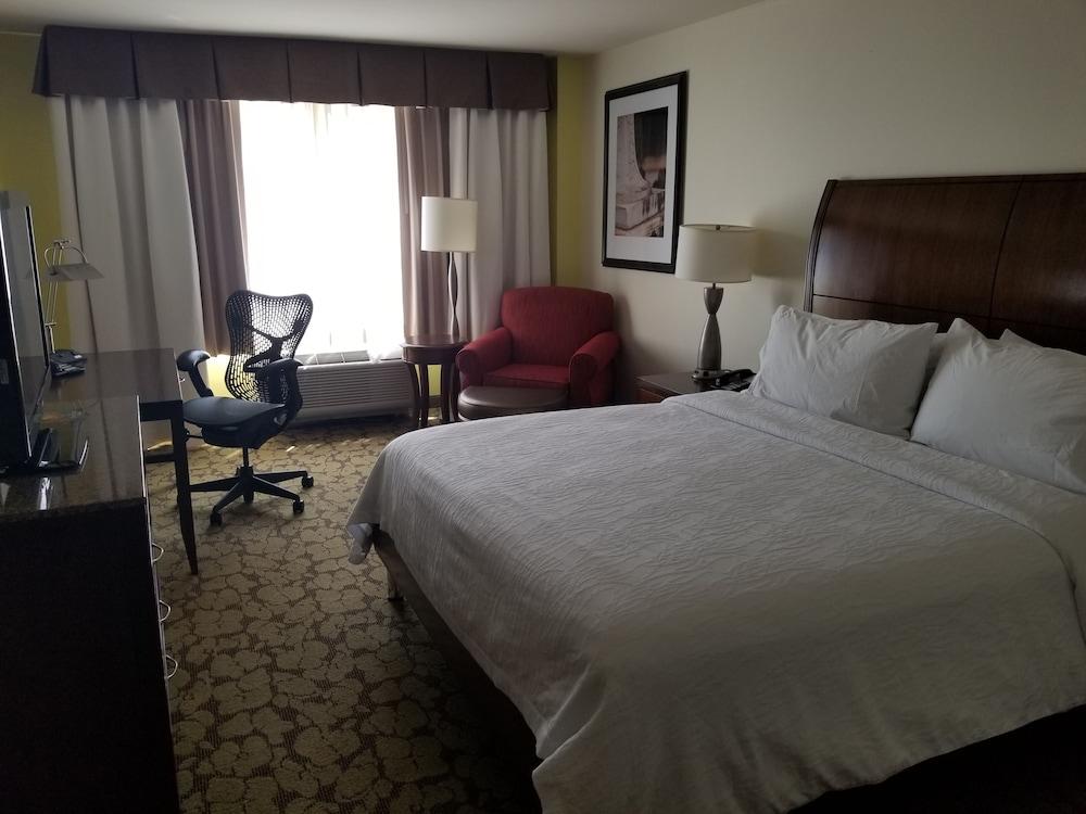 Hilton Garden Inn Oxnard/Camarillo Exterior foto